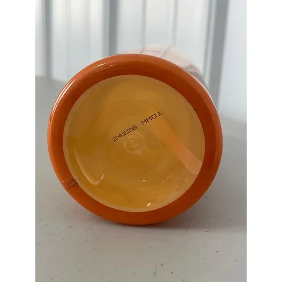 HomeWorx Slatkin and Co Spun Vanilla Sugar Hydrating Body Wash 34 Oz Essential - Picture 5 of 6